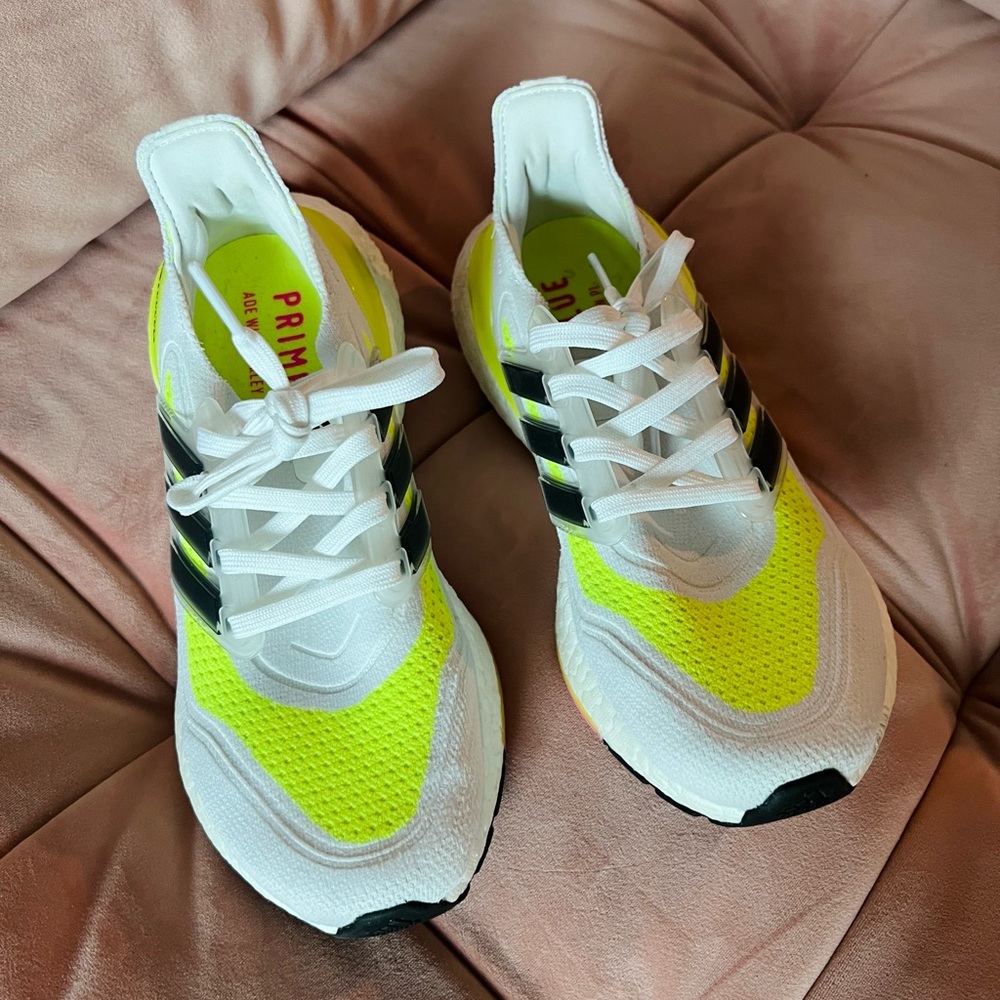 Adidas Ultra Boost Tennis Shoes